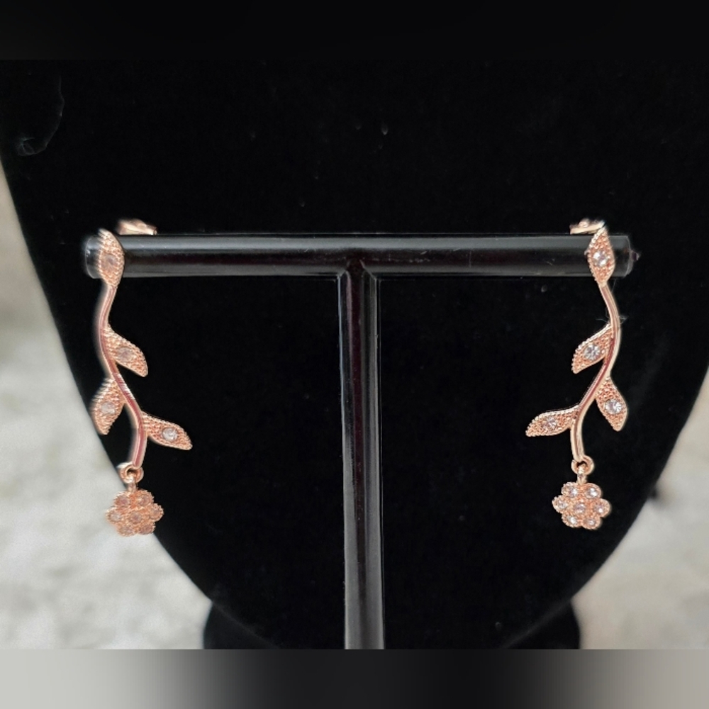 Exquisite‎ Rose Gold Tone Crystal Nature-Inspired Drop Earrings